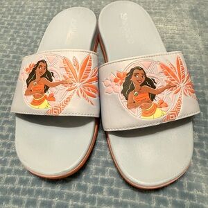 Adidas Disney Moana Girls' Light Blue Slide Sandals kids size 2 EUC
